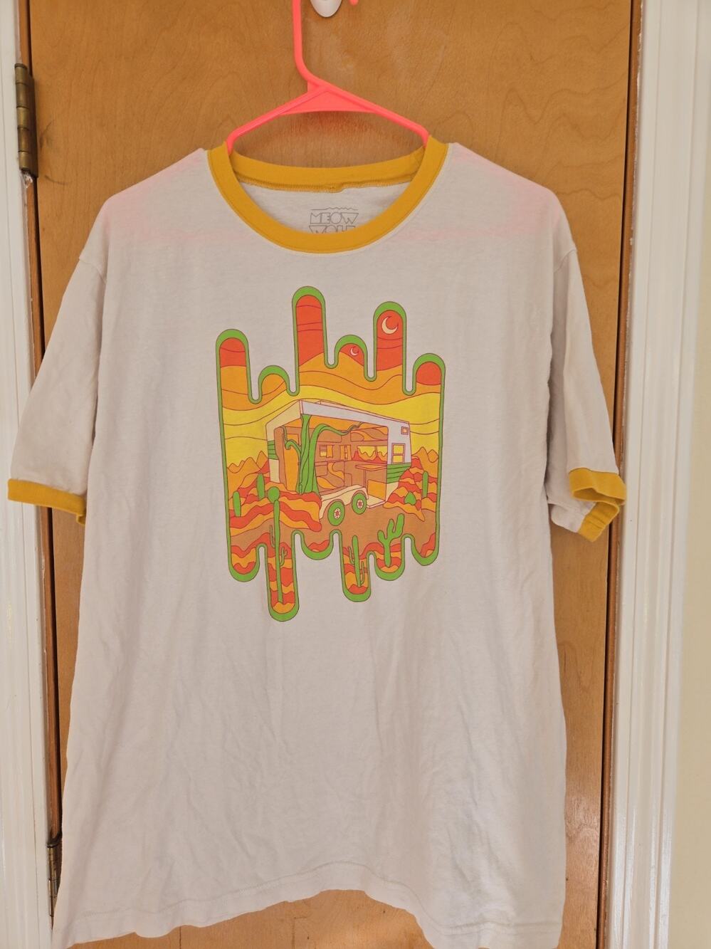 Meow Wolf Ringer T Shirt Mens Large Cream Yellow Cotton Psychedelic Art Souvenir